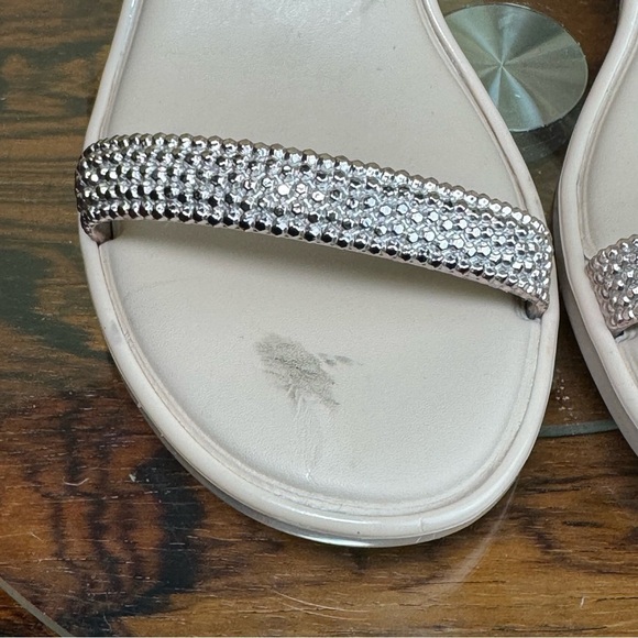 Melissa Shiny Heel Shoes - Picture 9 of 16